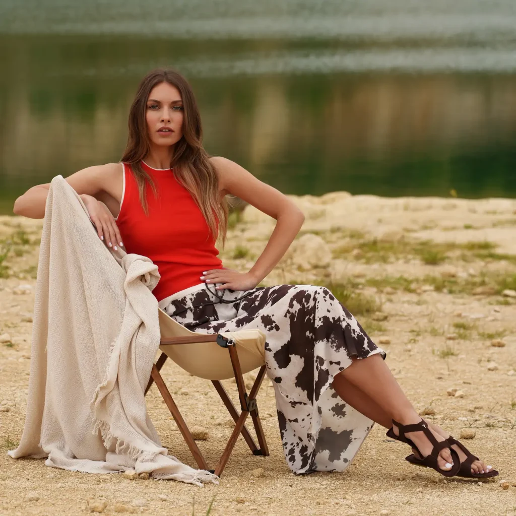 Classy Brown Suede Woman - Slika 6